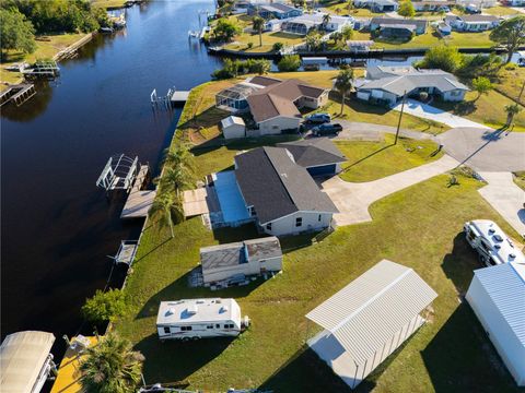 A home in PORT CHARLOTTE