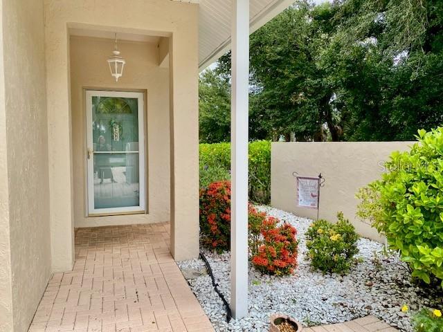 Photo of 1275 Berkshire Circle, Venice, FL 34292 (MLS # N6145004)