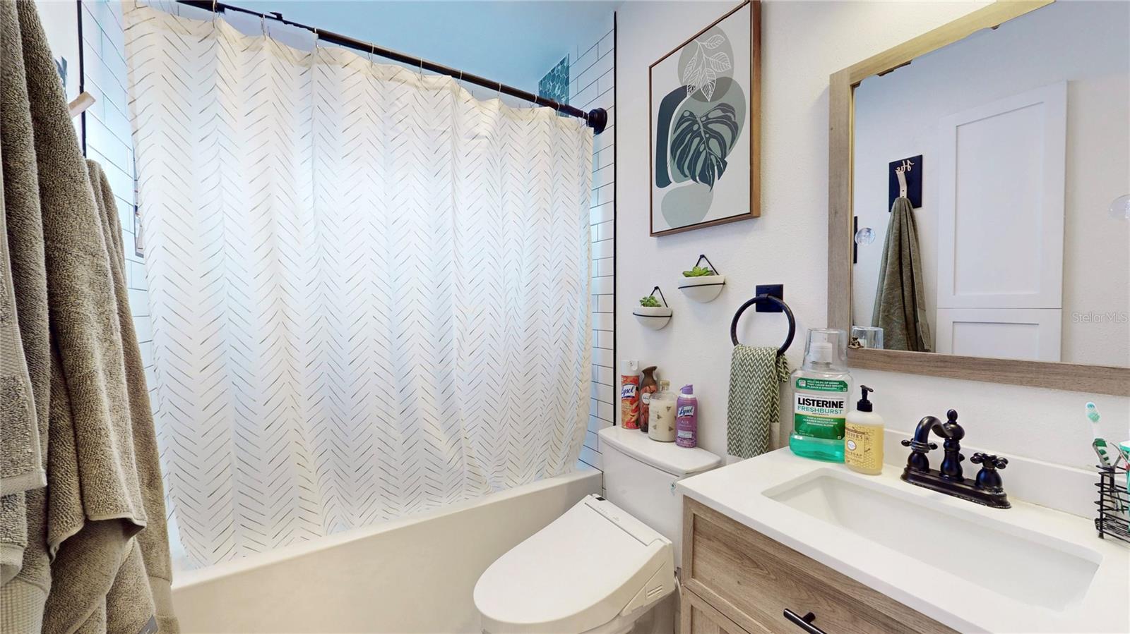 CONDEL GARDENS - Residential