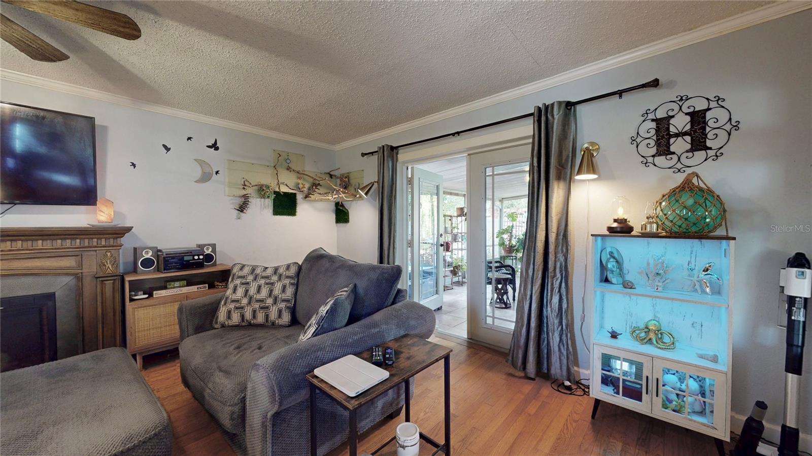 CONDEL GARDENS - Residential