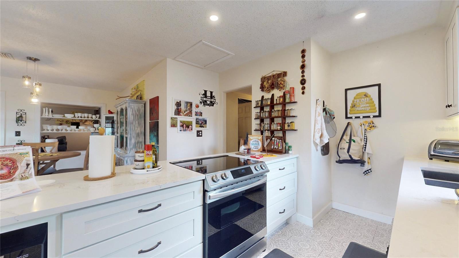 CONDEL GARDENS - Residential