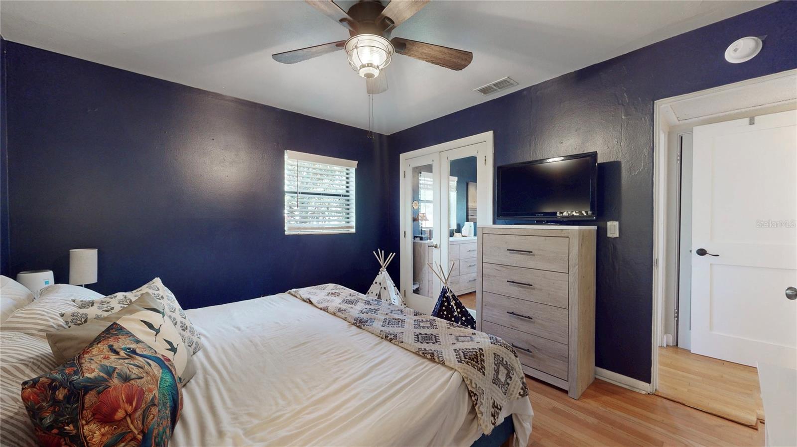 CONDEL GARDENS - Residential