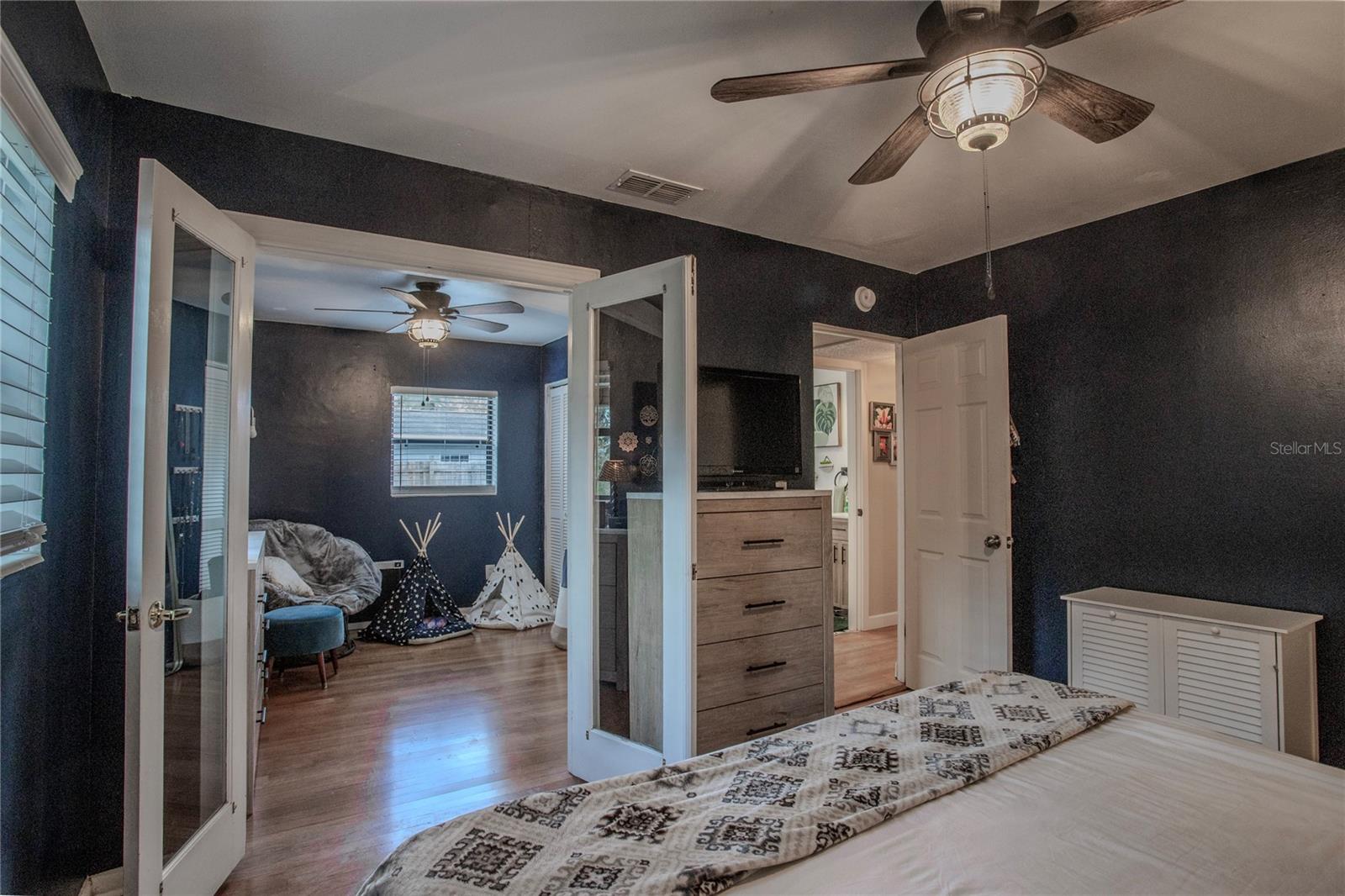 CONDEL GARDENS - Residential