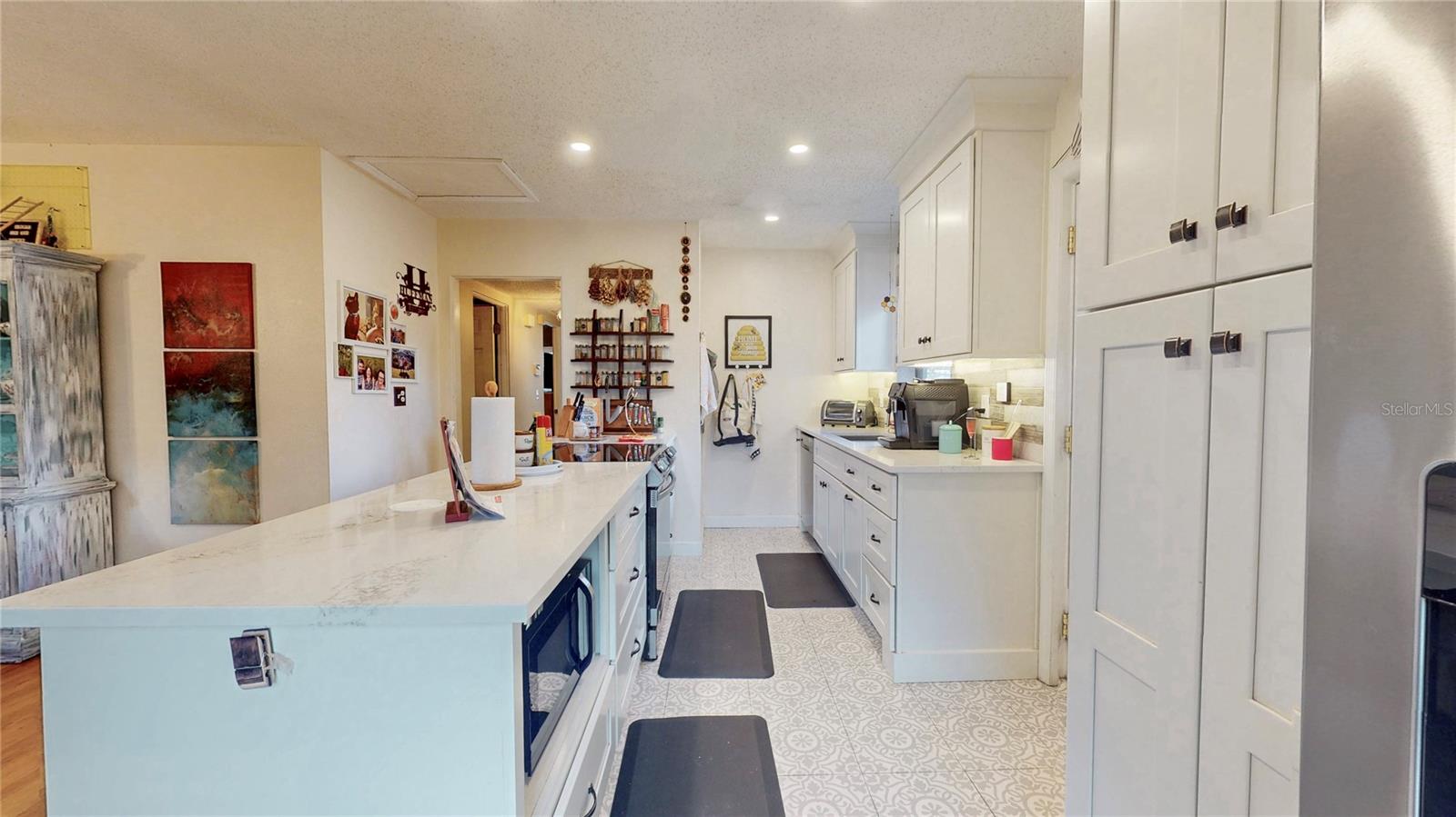 CONDEL GARDENS - Residential