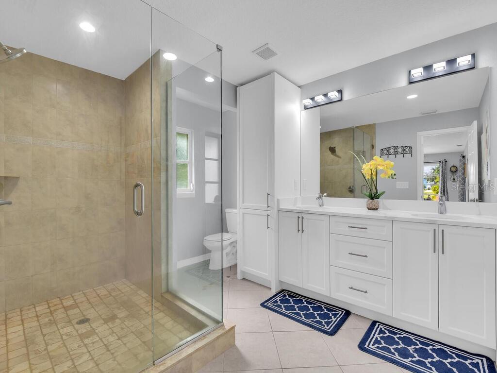 ISLAND PARK - Residential