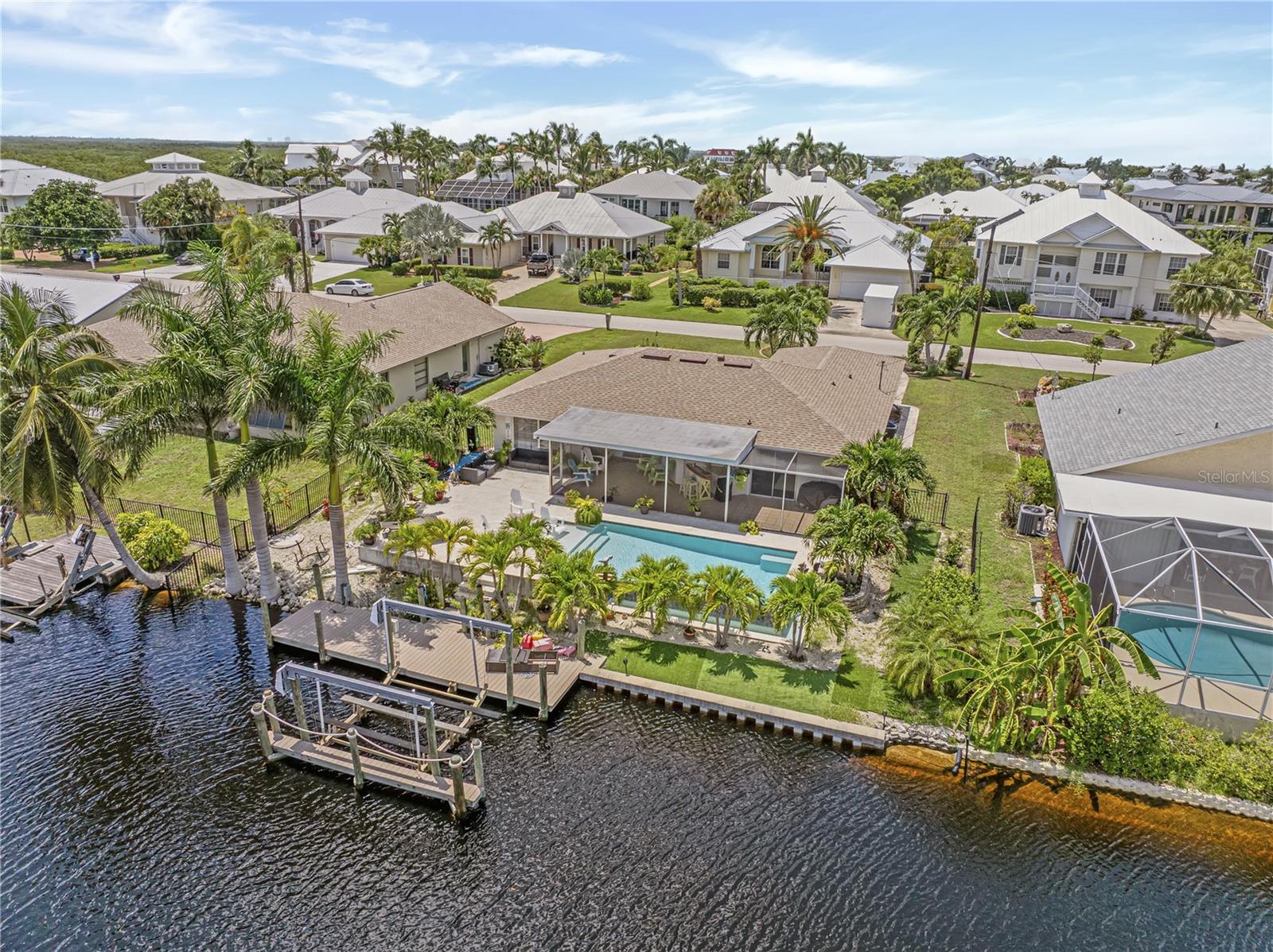 ISLAND PARK - Residential