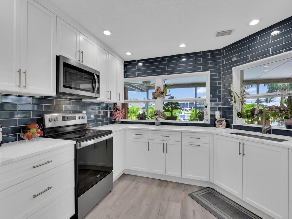 ISLAND PARK - Residential