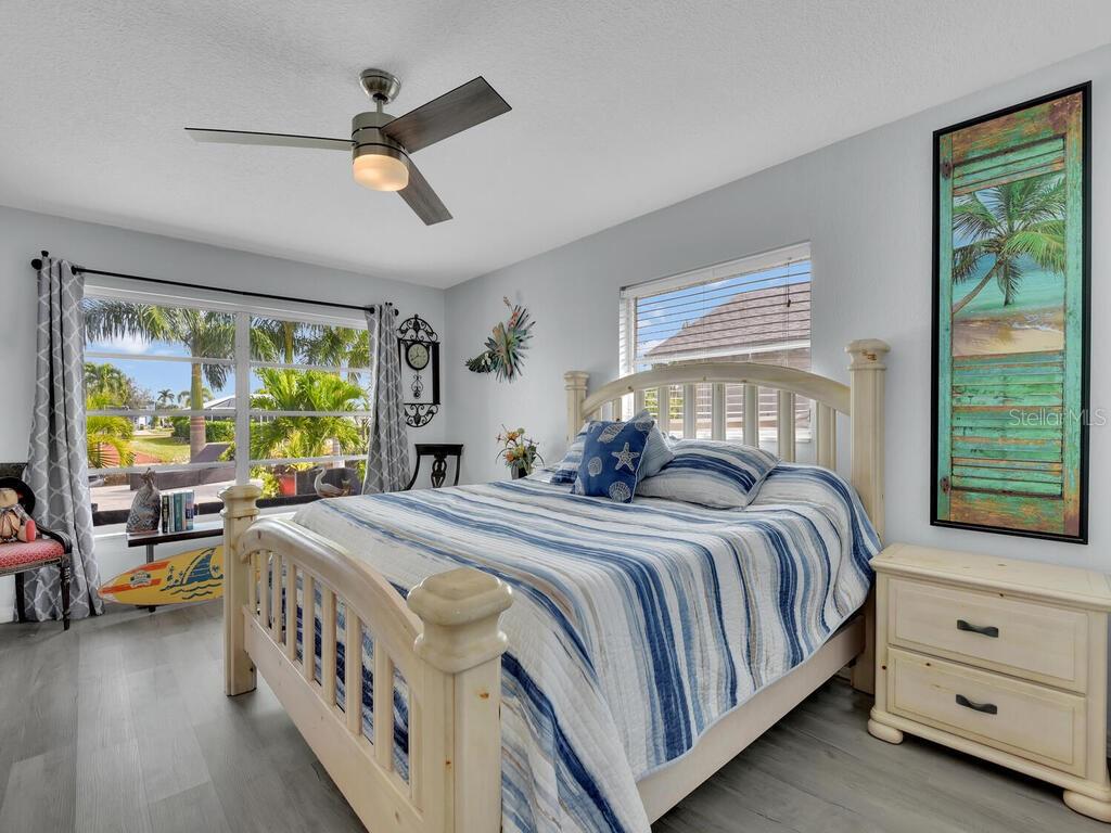 ISLAND PARK - Residential