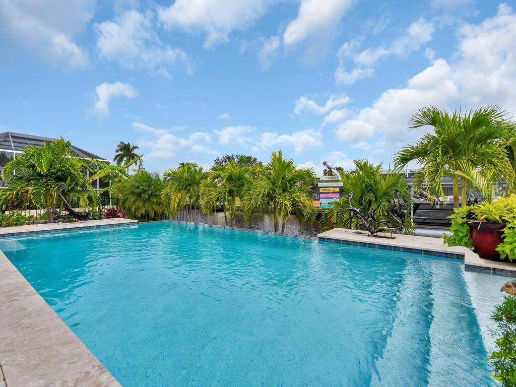 ISLAND PARK - Residential