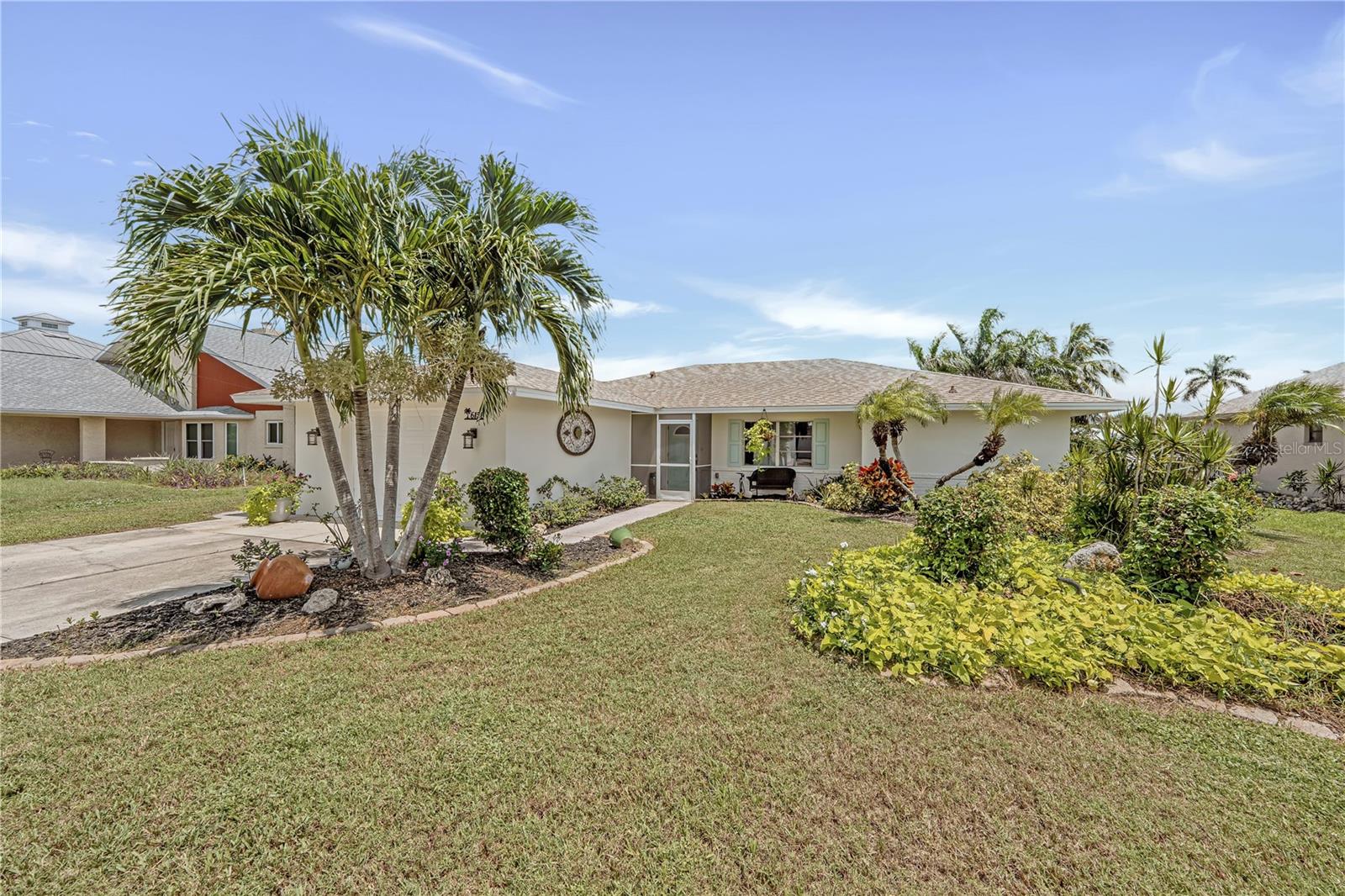 6156 COCOS DRIVE