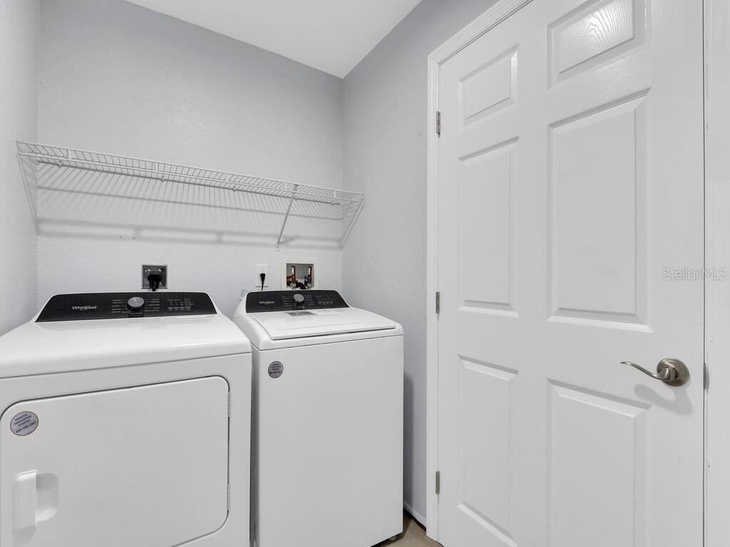 ISLAND PARK - Residential