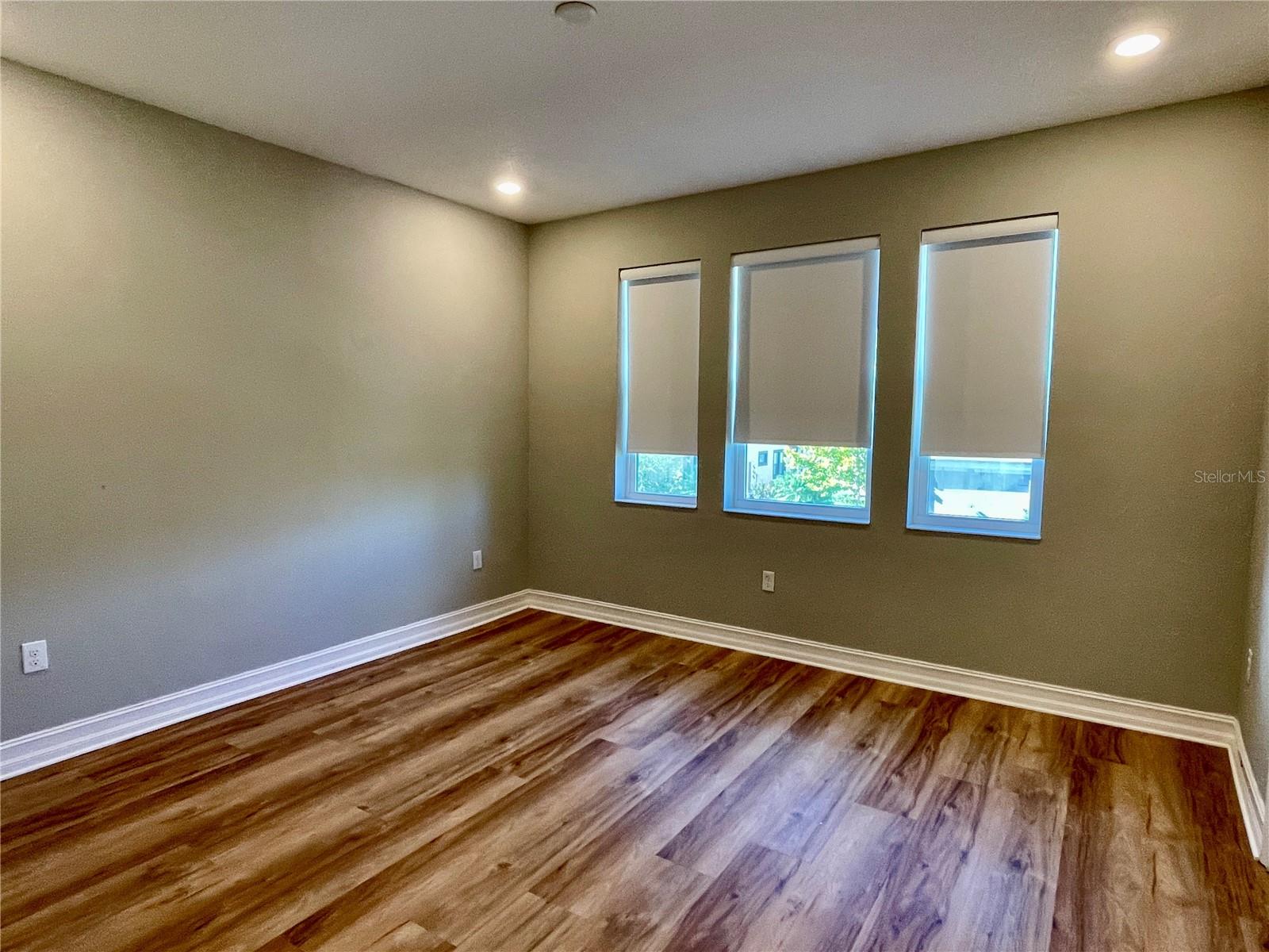 ESTANCIA PH 4 - Residential Lease
