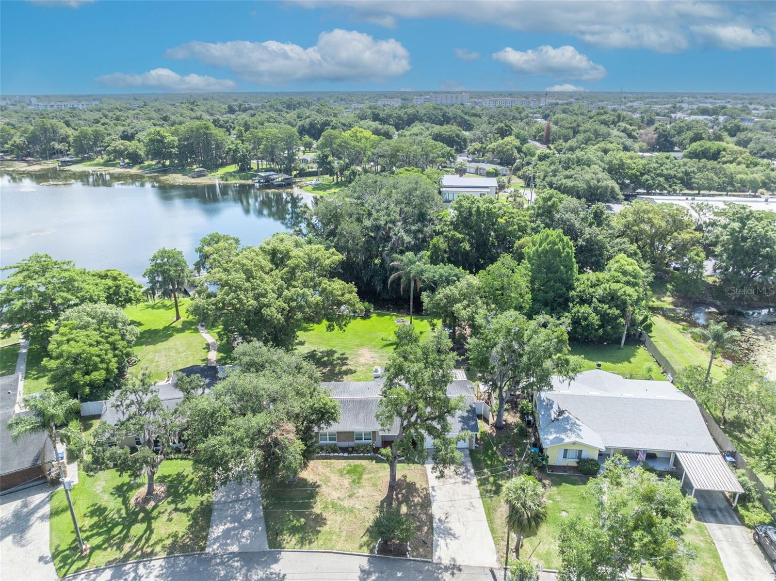 ALBERT LEE RIDGE ADD 02 - Residential