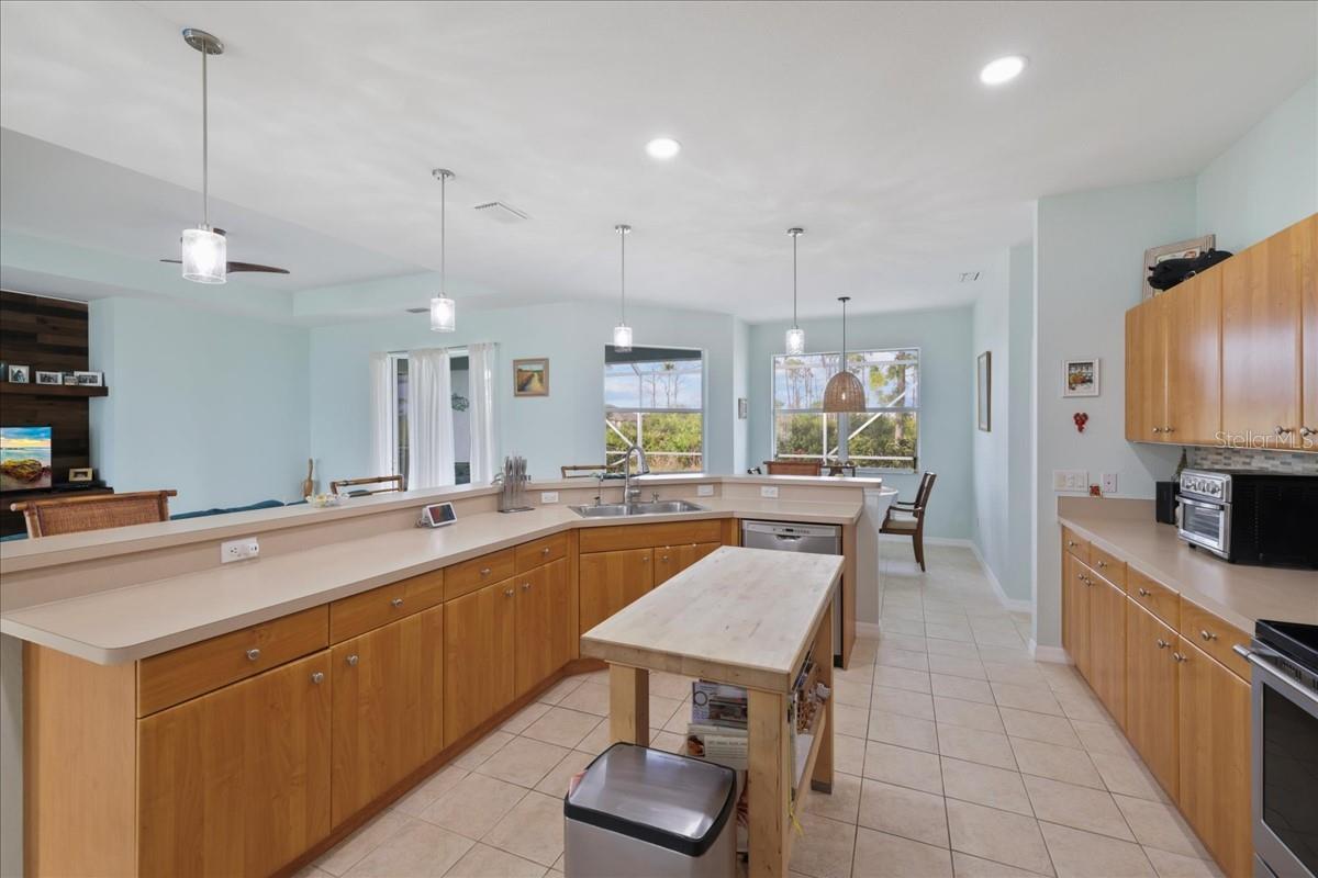 ROTONDA SANDS - Residential