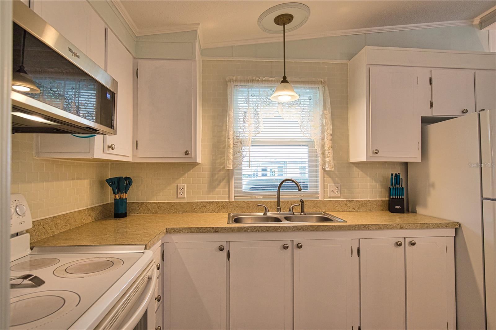 LA CASA MHP CO-OP - Residential