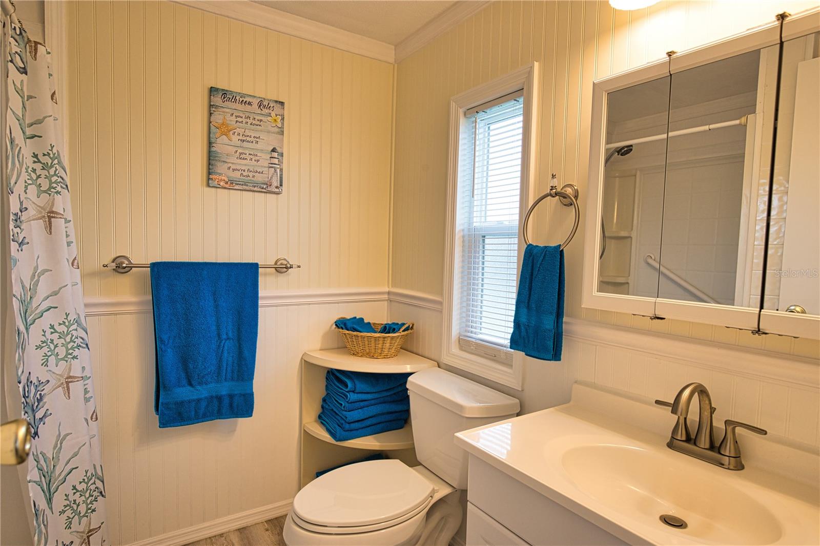 LA CASA MHP CO-OP - Residential