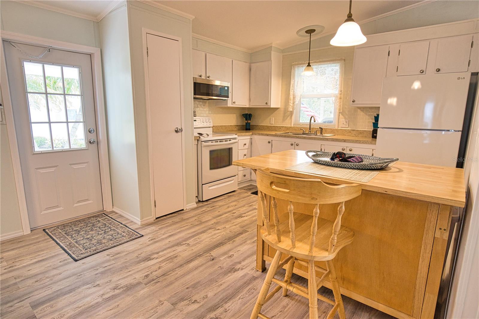 LA CASA MHP CO-OP - Residential