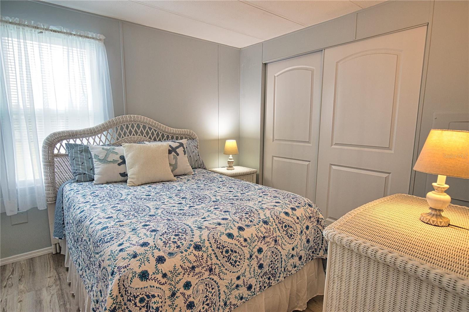 LA CASA MHP CO-OP - Residential