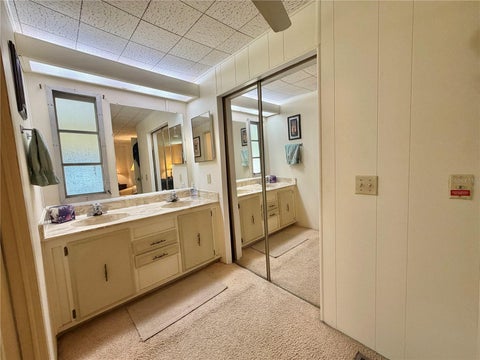 Tiny photo for 113 Pyracantha Lane, Leesburg, FL 34748 (MLS # G5118499)