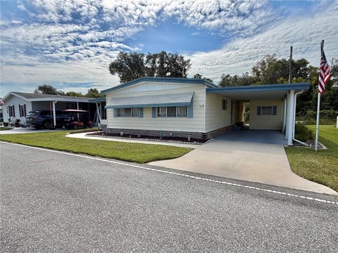 Tiny photo for 113 Pyracantha Lane, Leesburg, FL 34748 (MLS # G5118499)