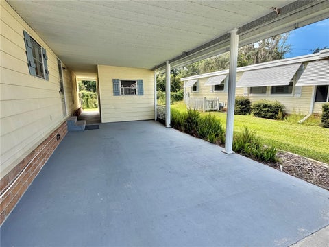 Tiny photo for 113 Pyracantha Lane, Leesburg, FL 34748 (MLS # G5118499)