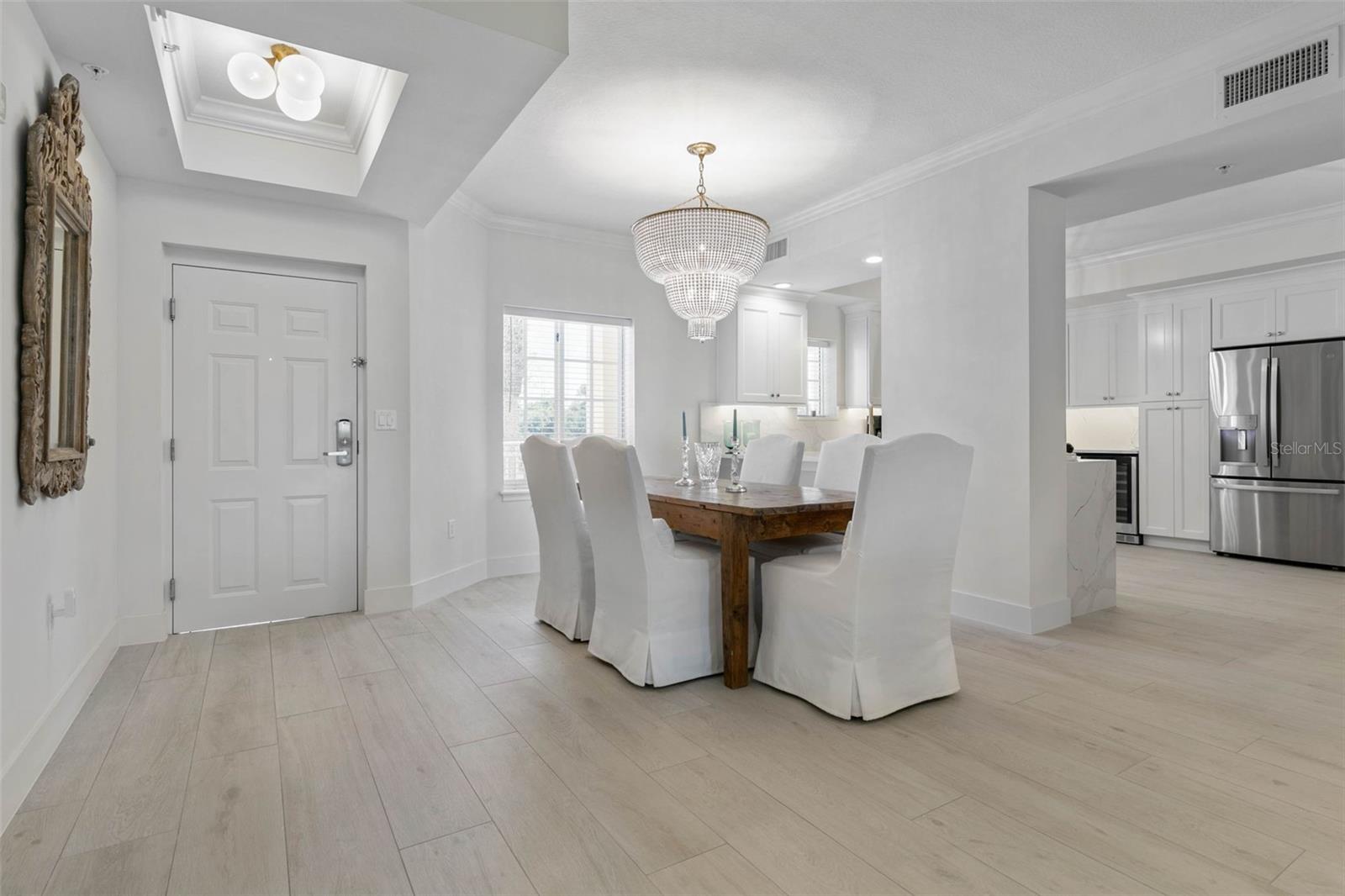 102 YACHT HARBOR DRIVE 270