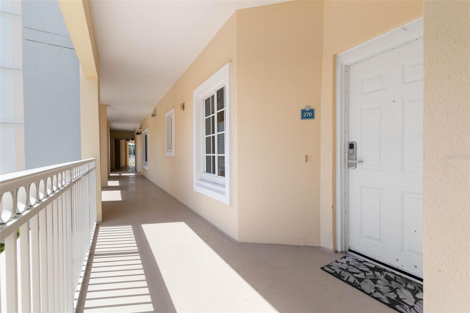 102 YACHT HARBOR DRIVE 270