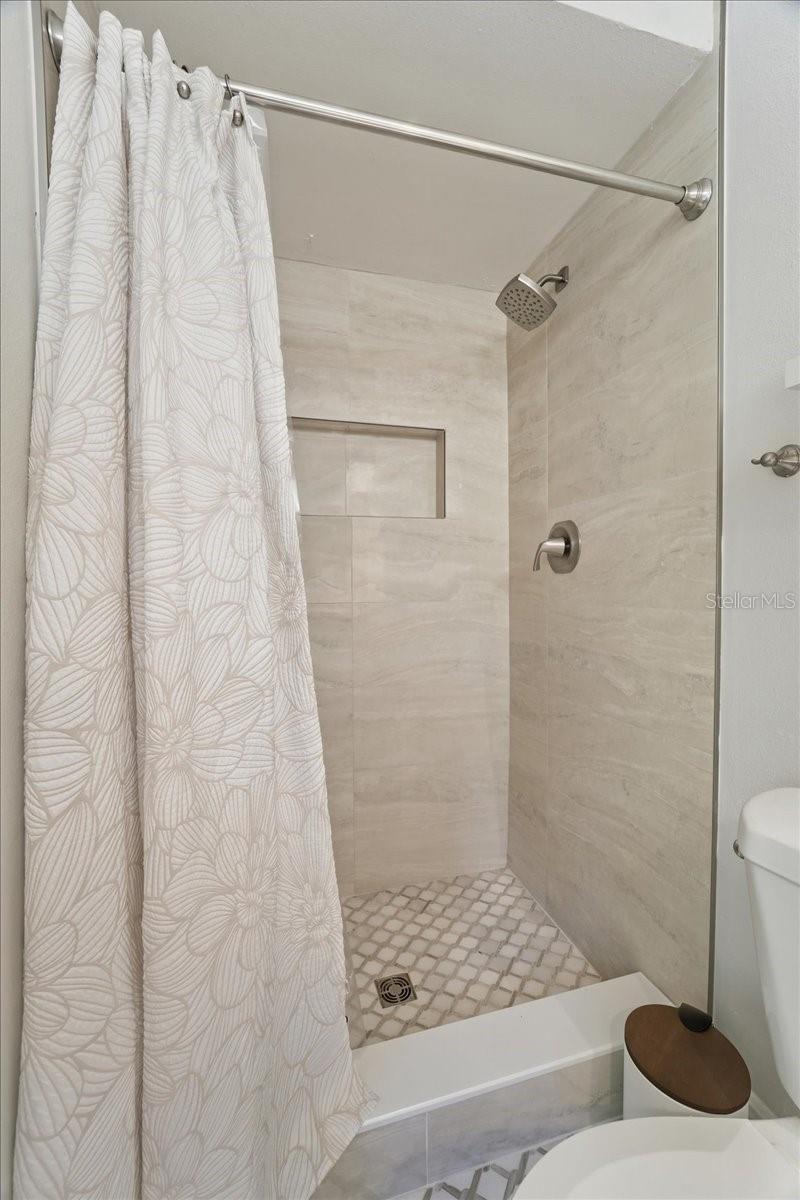 NATOMA PARK - Residential