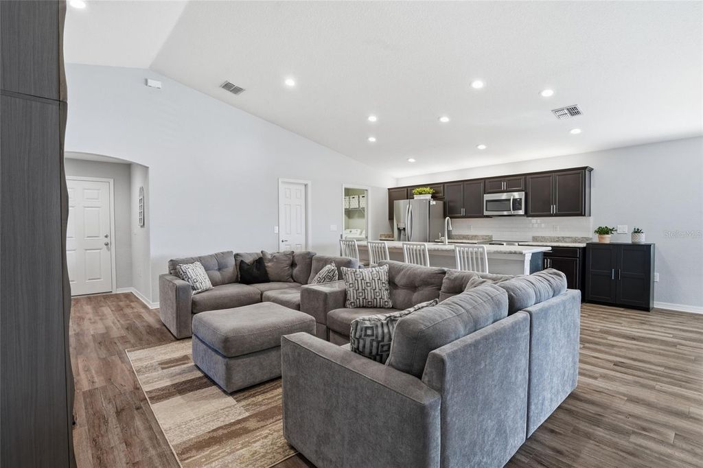 Photo of 6872 Gideon Circle, Zephyrhills, FL 33541 (MLS # TB8501550)