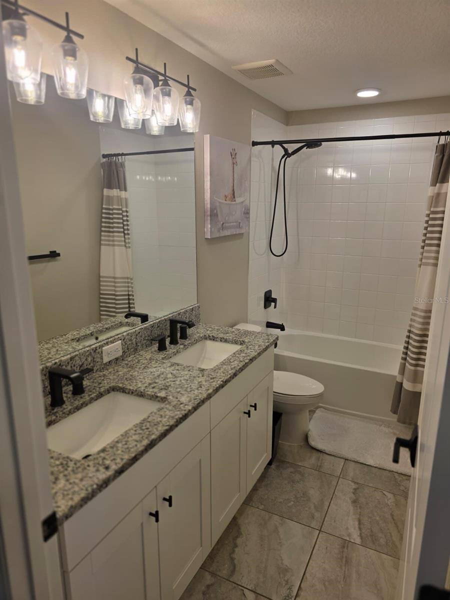 WHISPERING OAKS PRESERVE PH 1 - Residential