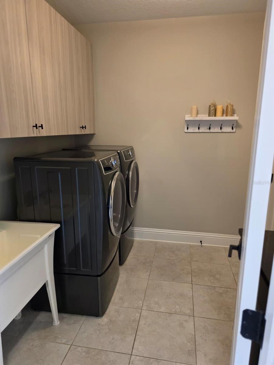 WHISPERING OAKS PRESERVE PH 1 - Residential