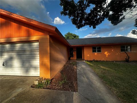 Photo of 708 Bahia Circle, Ocala, FL 34472 (MLS # OM725090)