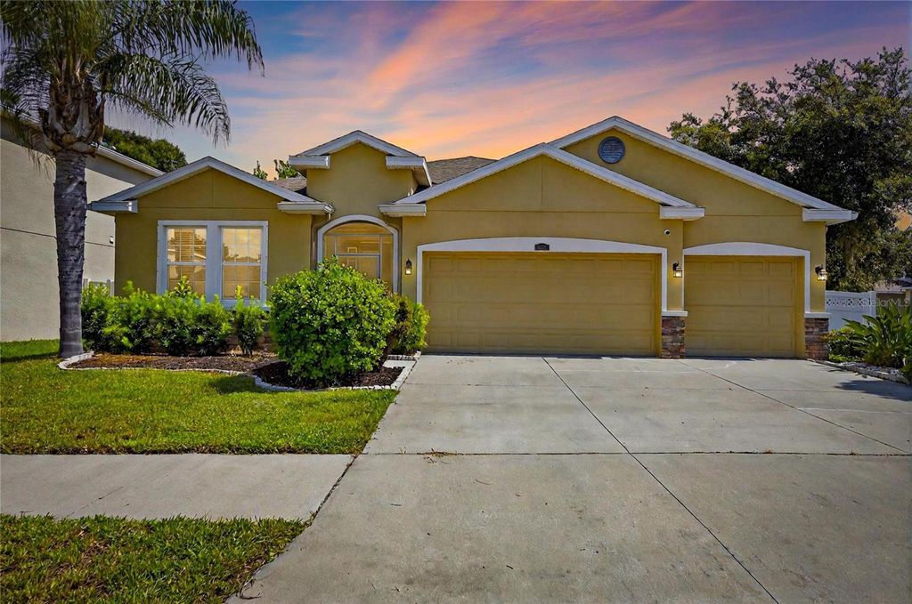 Photo of 10420 Pleasant Spring Way, Riverview, FL 33578 (MLS # TB8412971)