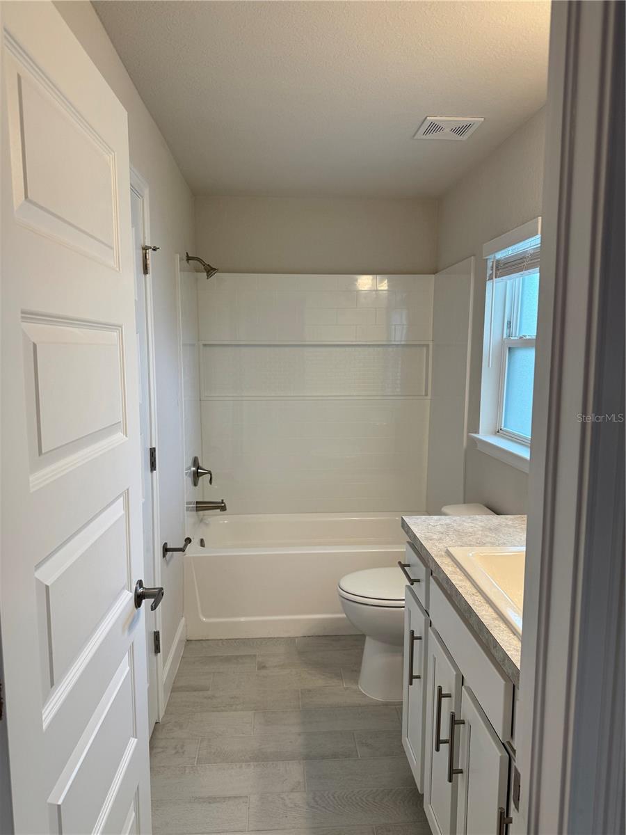 SOUTH VENICE UNIT 73 - Residential