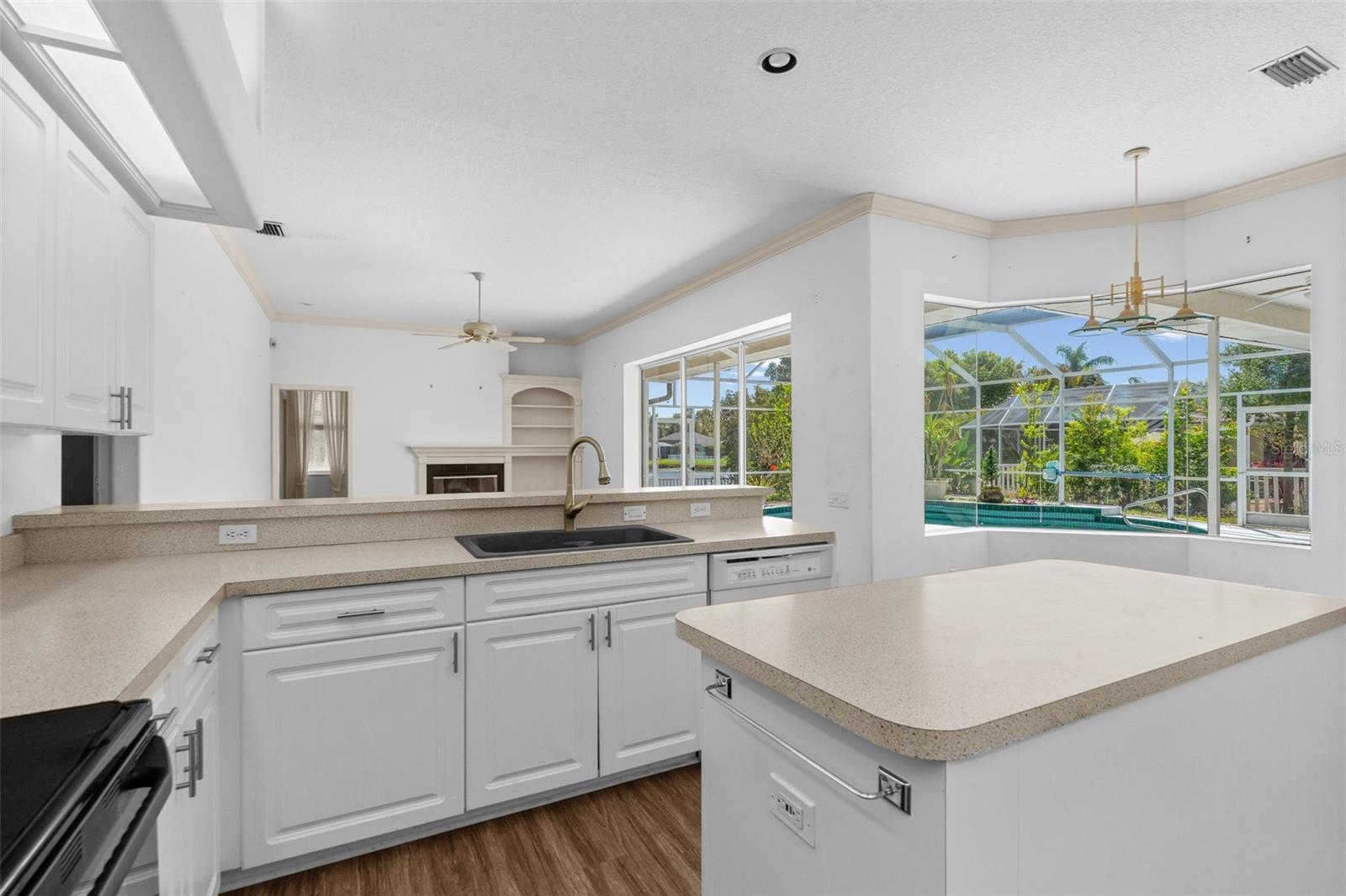 RIVER WOODS PH II - Residential