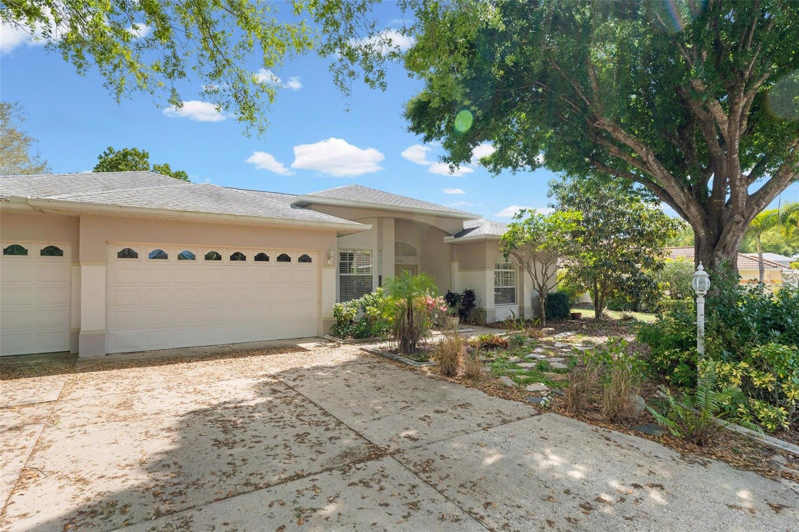 RIVER WOODS PH II - Residential