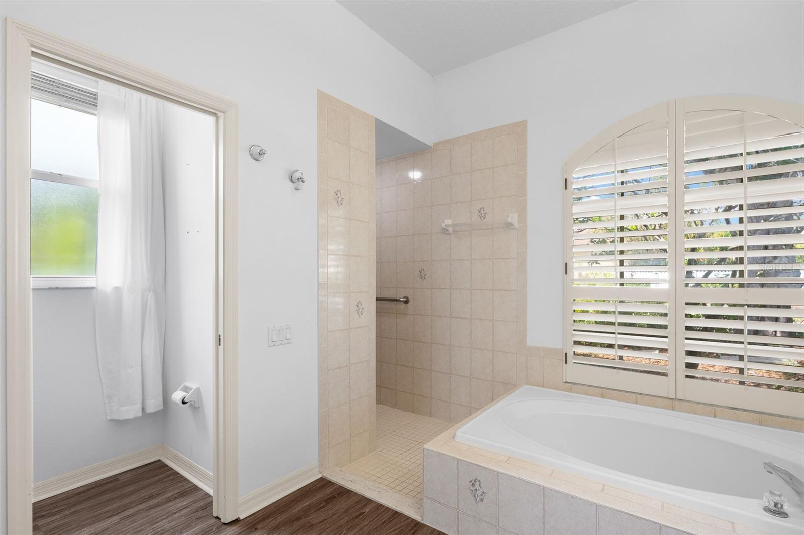 RIVER WOODS PH II - Residential