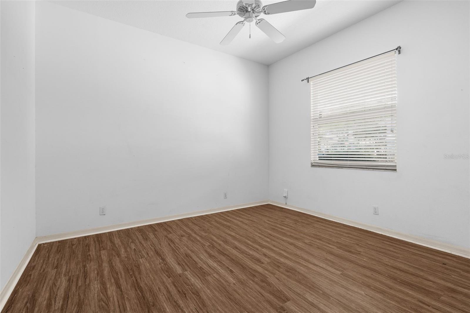 RIVER WOODS PH II - Residential