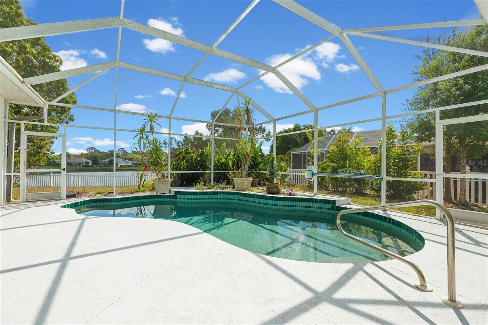 RIVER WOODS PH II - Residential