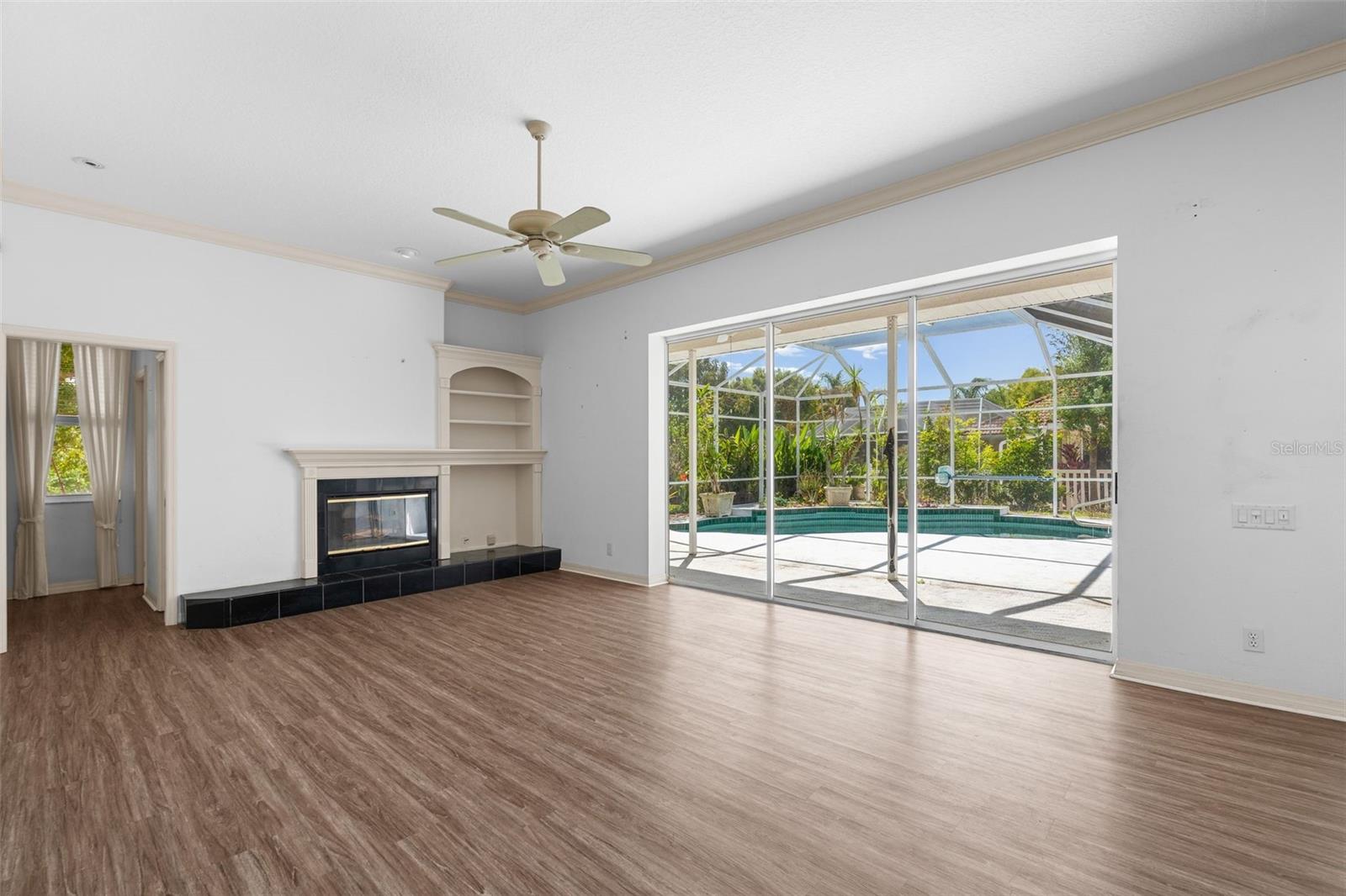 RIVER WOODS PH II - Residential