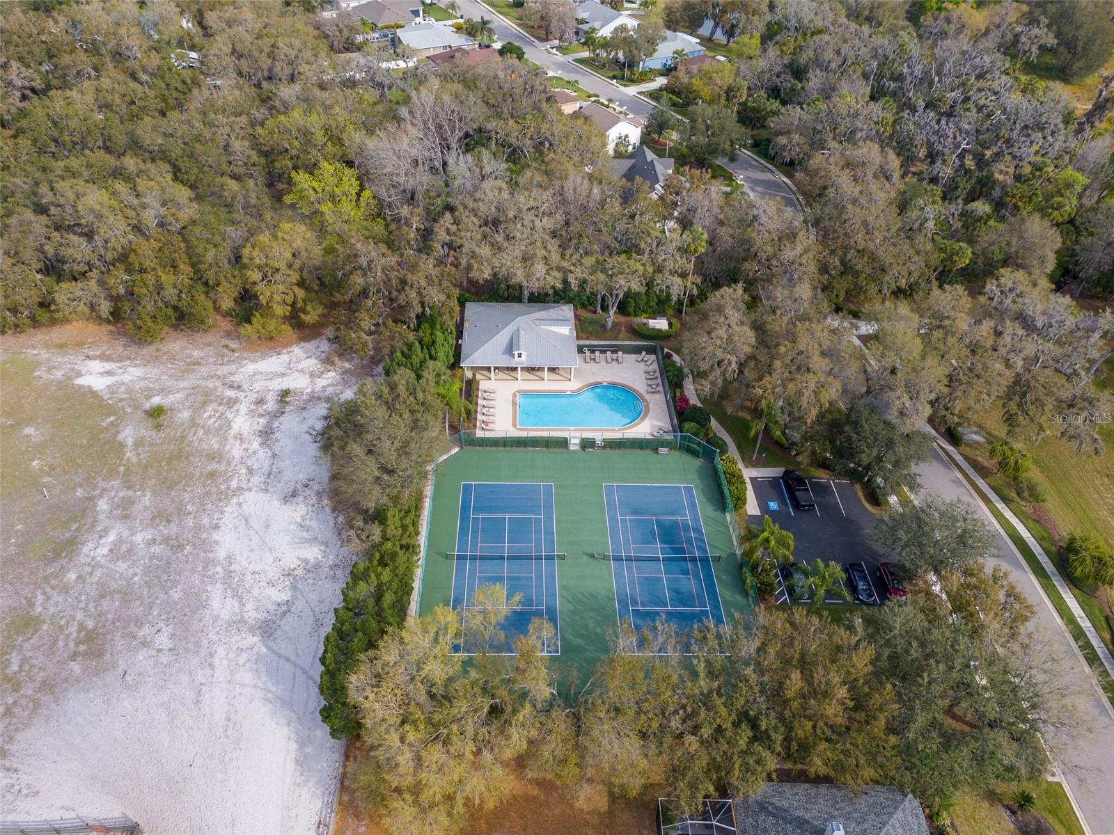 RIVER WOODS PH II - Residential