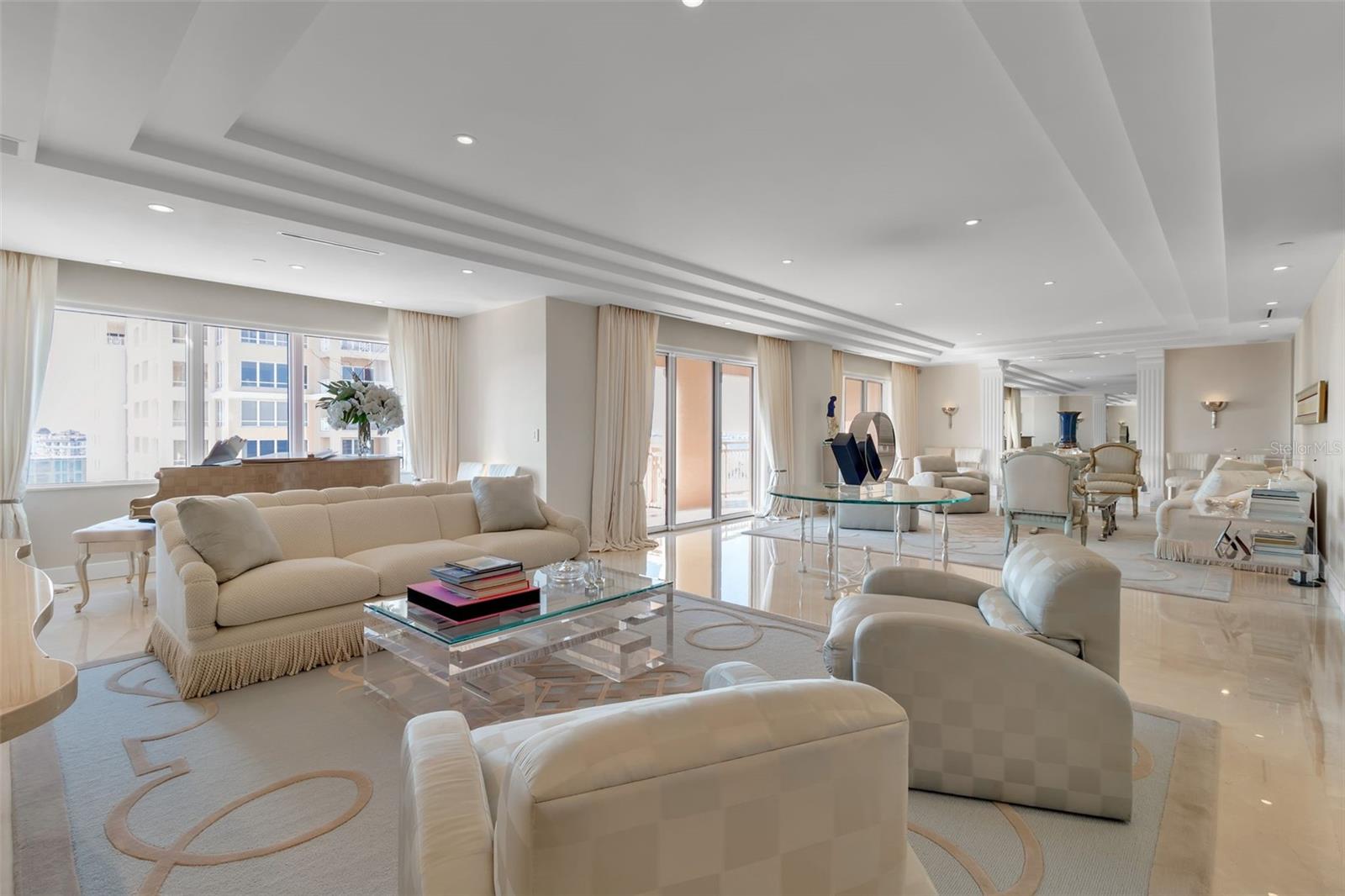 THE RESIDENCES - Residential