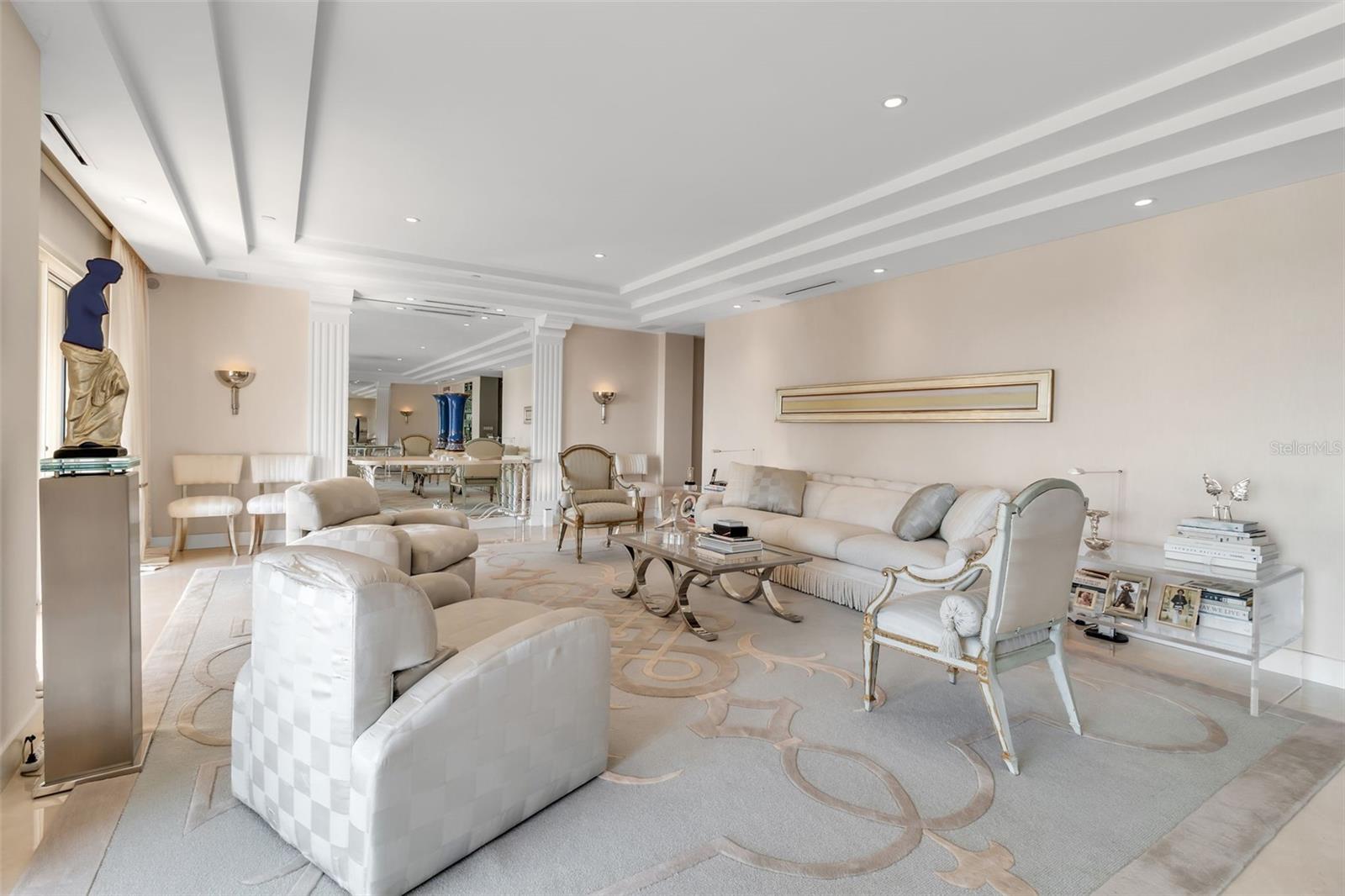 THE RESIDENCES - Residential