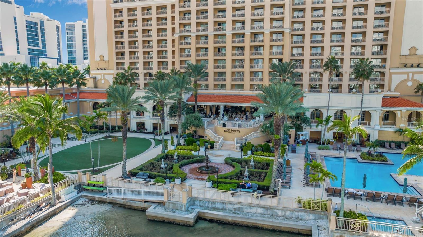 THE RESIDENCES - Residential