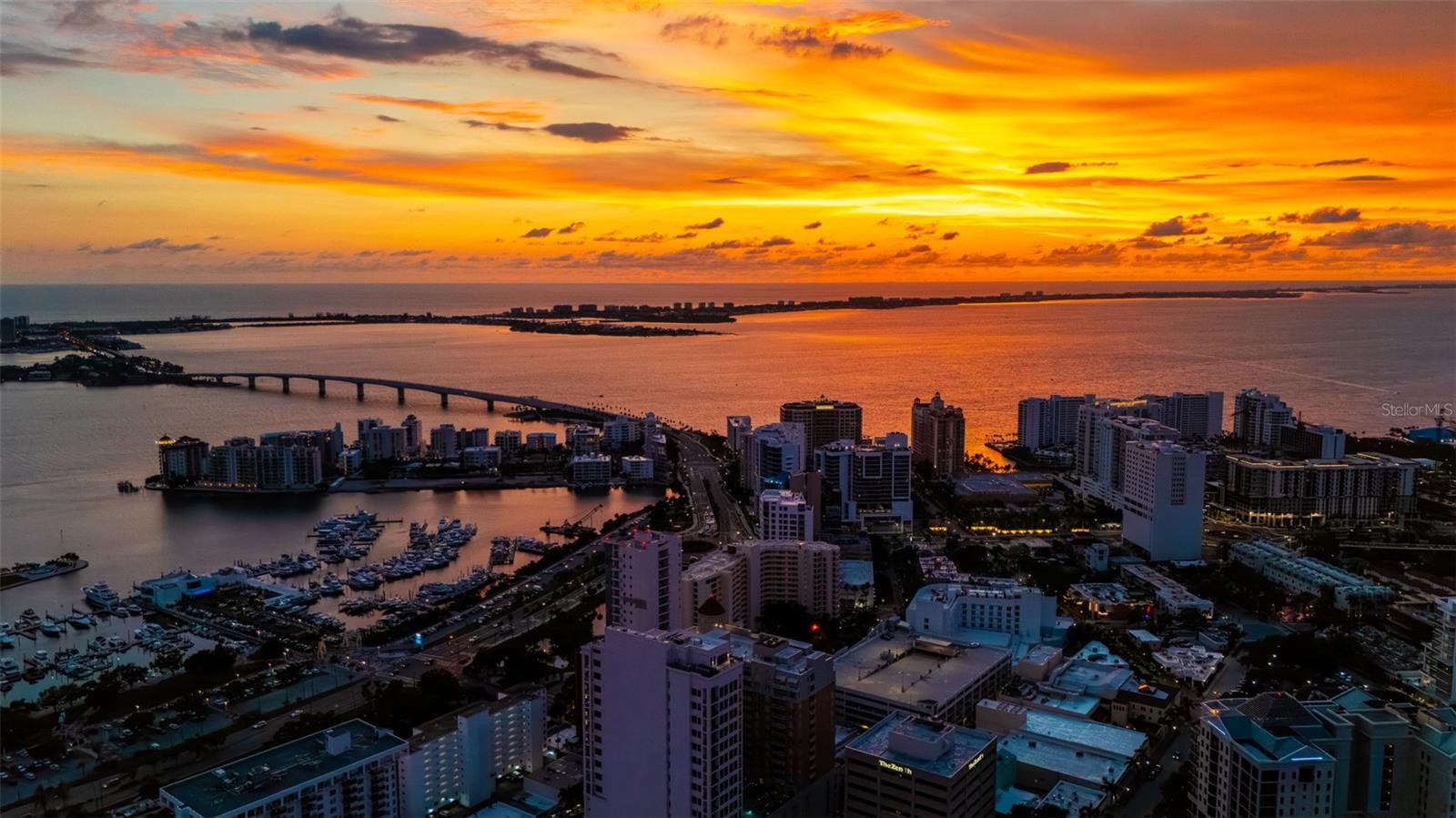 THE RESIDENCES - Residential