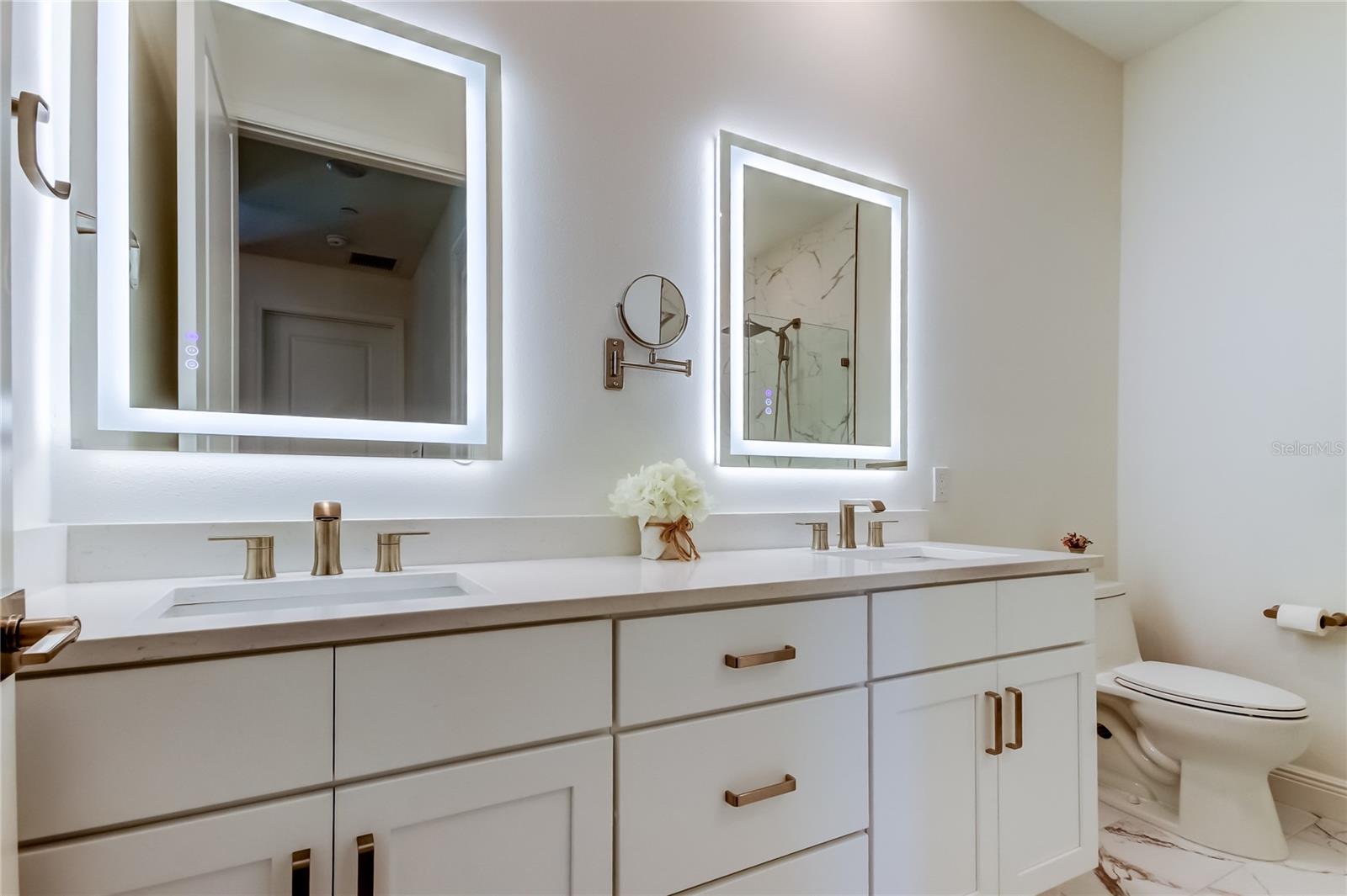 CASTILLE URBANA CONDOMINIUM - Residential