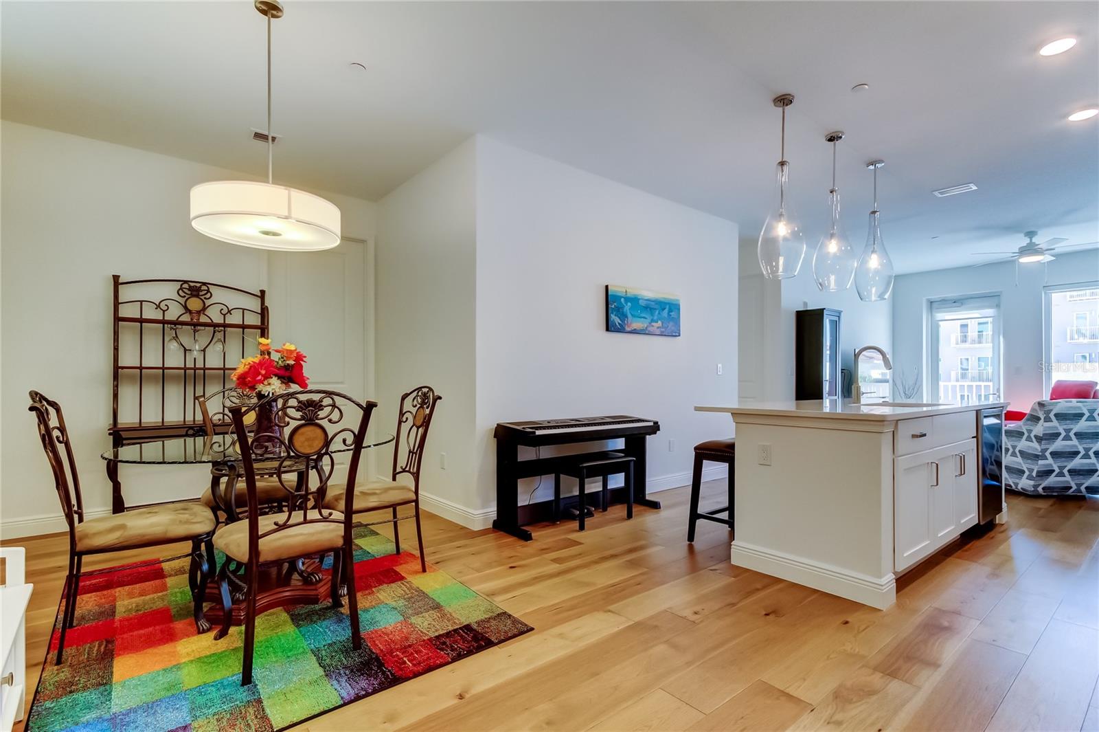 CASTILLE URBANA CONDOMINIUM - Residential