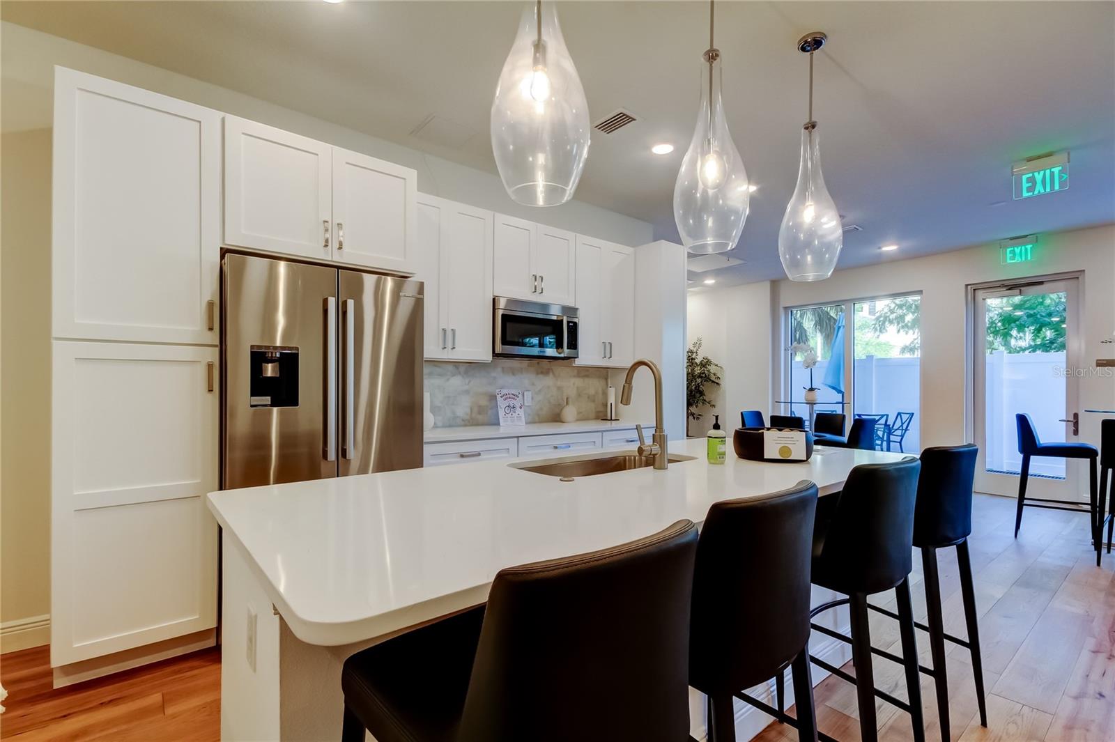 CASTILLE URBANA CONDOMINIUM - Residential