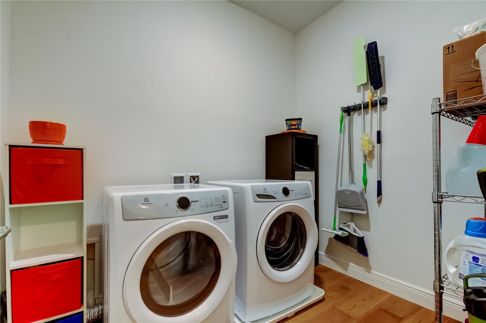 CASTILLE URBANA CONDOMINIUM - Residential