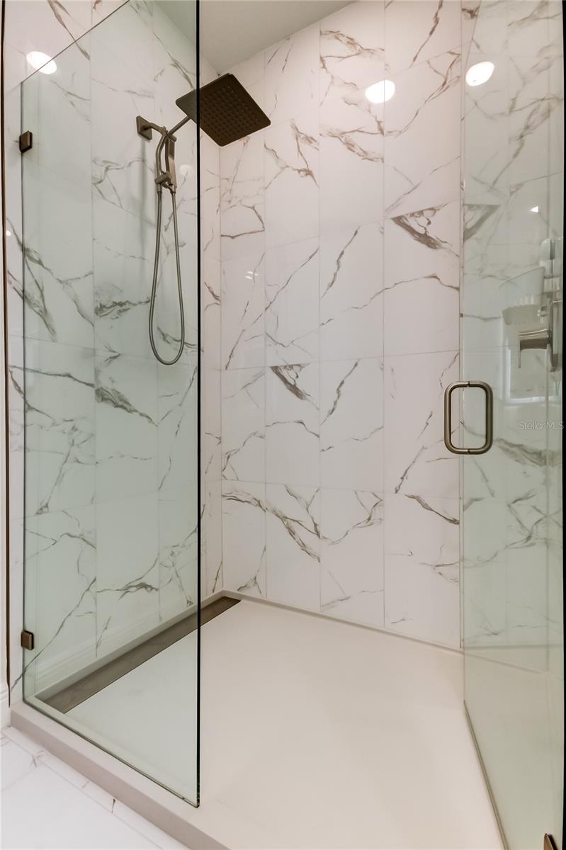 CASTILLE URBANA CONDOMINIUM - Residential